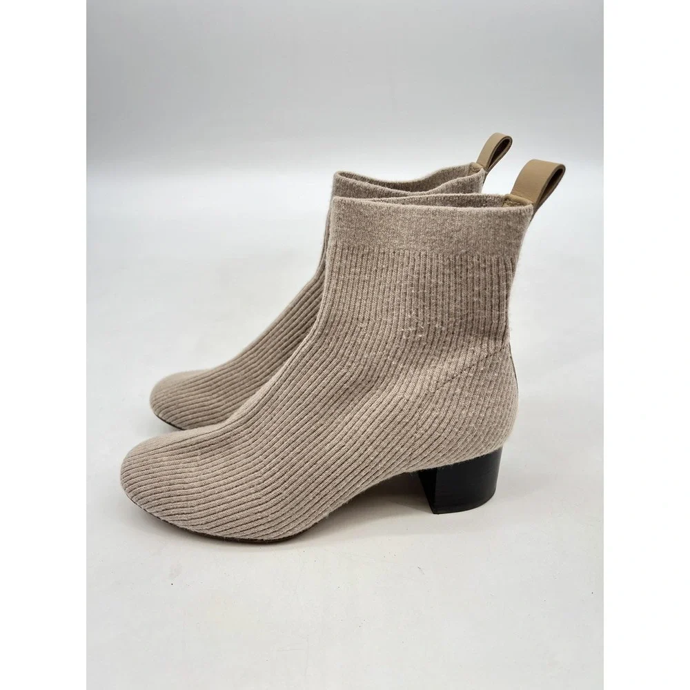 Everlane The Glove Boot in ReKnit Bone Cream Ribbed Sock Ankle Boots Size 7.5